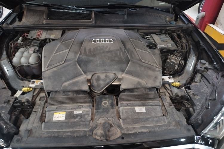 Used Audi Q7 2022 55 TFSI quattro S line Sport model Engine Bay