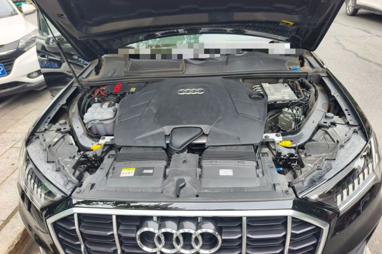 Used Audi Q7 2022 55 TFSI quattro S line Sport model Engine Bay