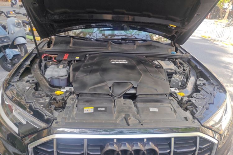 Used Audi Q7 2022 55 TFSI quattro S line Sport model Engine Bay