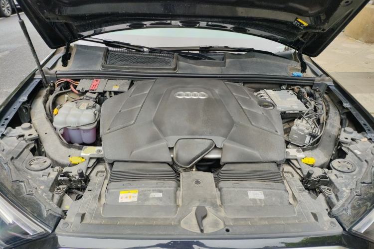 Used Audi Q7 2022 55 TFSI quattro S line Sport model Engine Bay