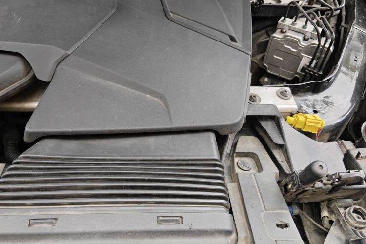 Used Audi Q7 2022 55 TFSI quattro S line Sport model Engine Bay Left