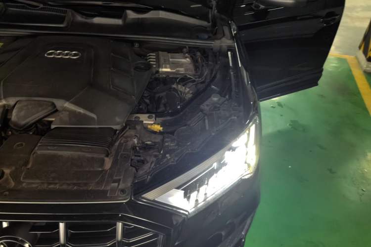 Used Audi Q7 2022 55 TFSI quattro S line Ice and Snow Sports Edition Engine Bay Left