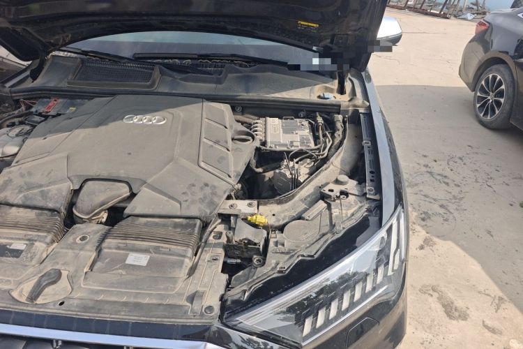 Used Audi Q7 2022 55 TFSI quattro S line Prestige Edition Engine Bay Left