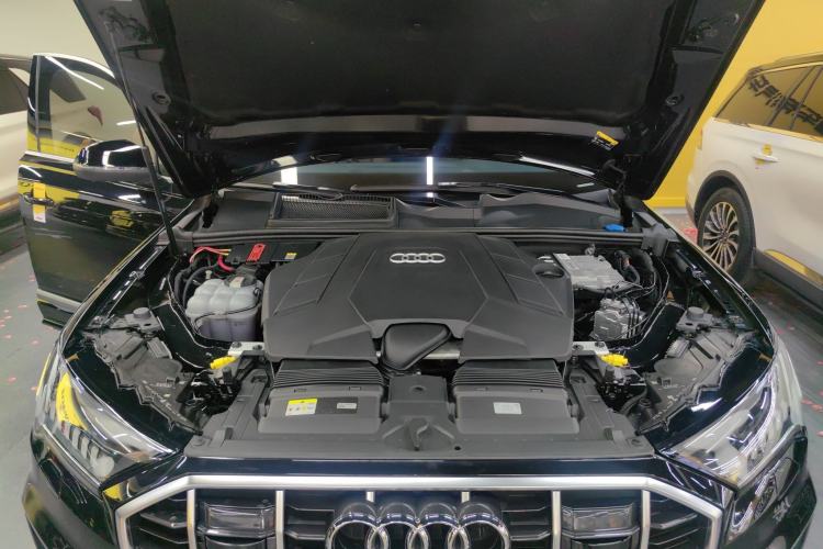 Used Audi Q7 2022 55 TFSI quattro S line Sport model Engine Bay