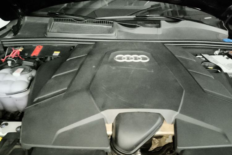 Used Audi Q7 2022 55 TFSI quattro S line Sport model Engine Bay