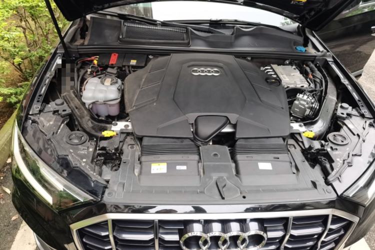 Used Audi Q7 2022 55 TFSI quattro S line Sport model Engine Bay