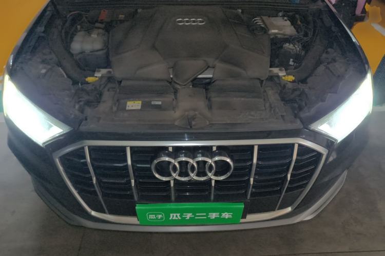 Used Audi Q7 2022 55 TFSI quattro S line Sport model Engine Bay