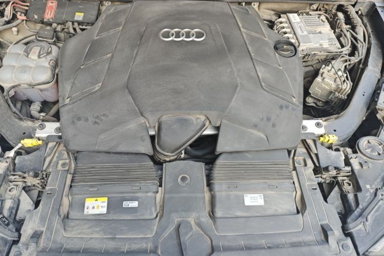 Used Audi Q7 2022 55 TFSI quattro S line Sport model Engine Bay