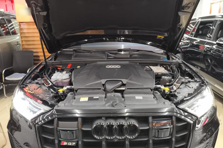 Used Audi Q7 2022 55 TFSI quattro S line Sport model Engine Bay
