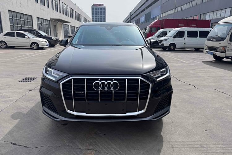 Used Audi Q7 2022 55 TFSI quattro S line Sport model Exterior 1