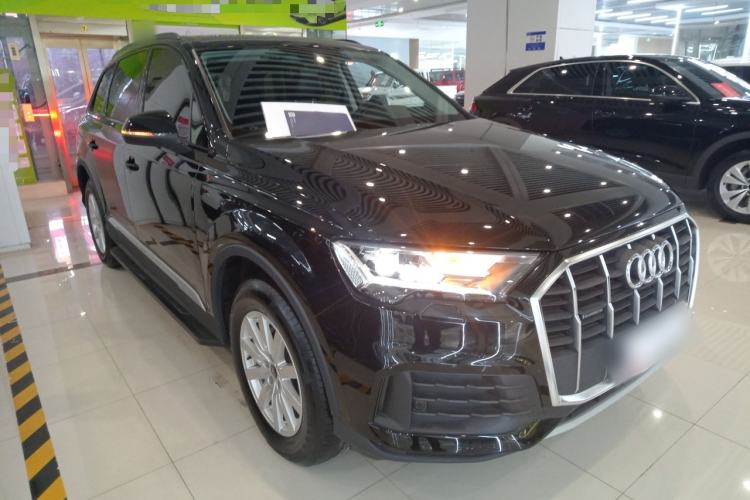 Used Audi Q7 2022 2.0T Standard Version European Specification Exterior 1