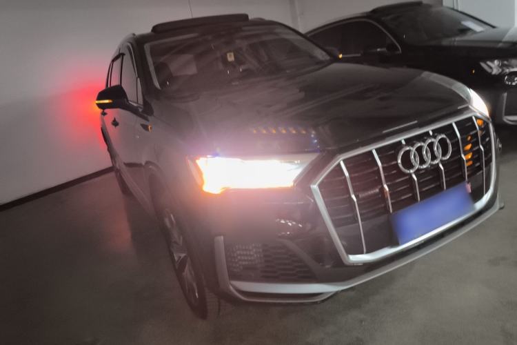 Used Audi Q7 2022 55 TFSI quattro S line Sport model Exterior 1