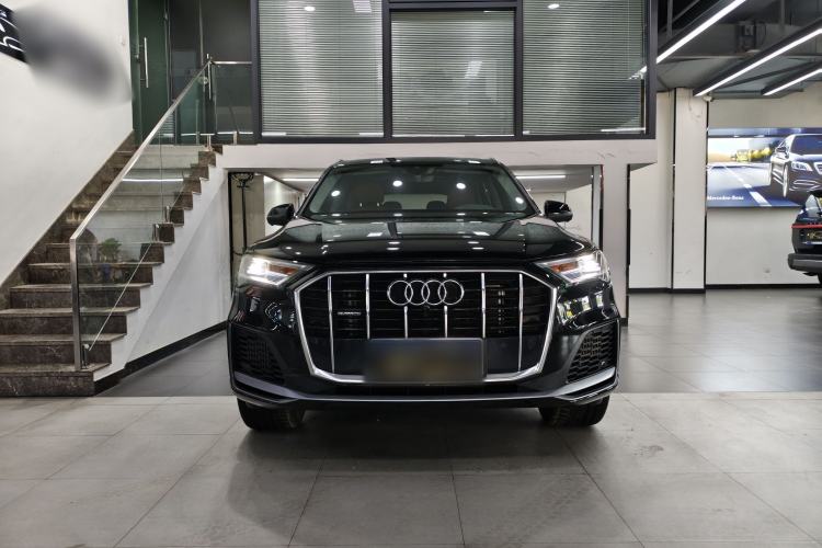 Used Audi Q7 2022 55 TFSI quattro S line Sport model Exterior 1