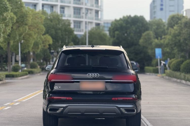 Used Audi Q7 2022 45 TFSI quattro S line Sport Edition Exterior 2