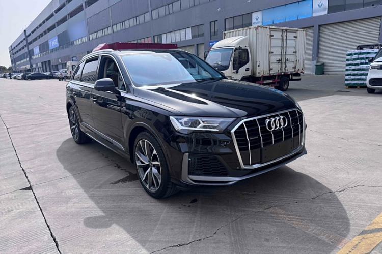 Used Audi Q7 2022 55 TFSI quattro S line Sport model Exterior 2