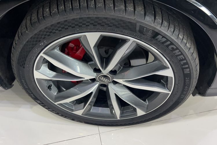 Used Audi Q7 2022 55 TFSI quattro S line Sport model Exterior 2