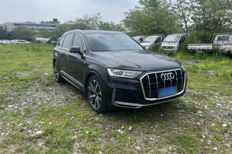 Used Audi Q7 2022 55 TFSI quattro S line Sport model Exterior 2
