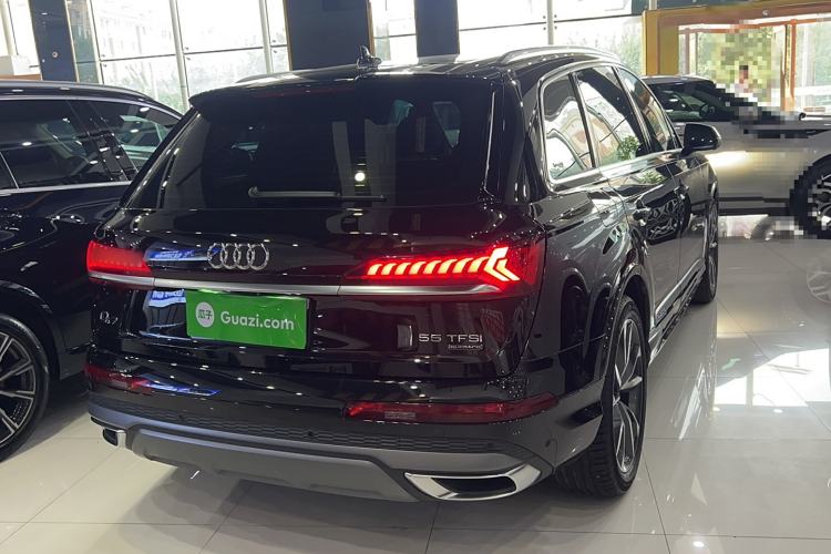Used Audi Q7 2022 55 TFSI quattro S line Sport model Exterior 3