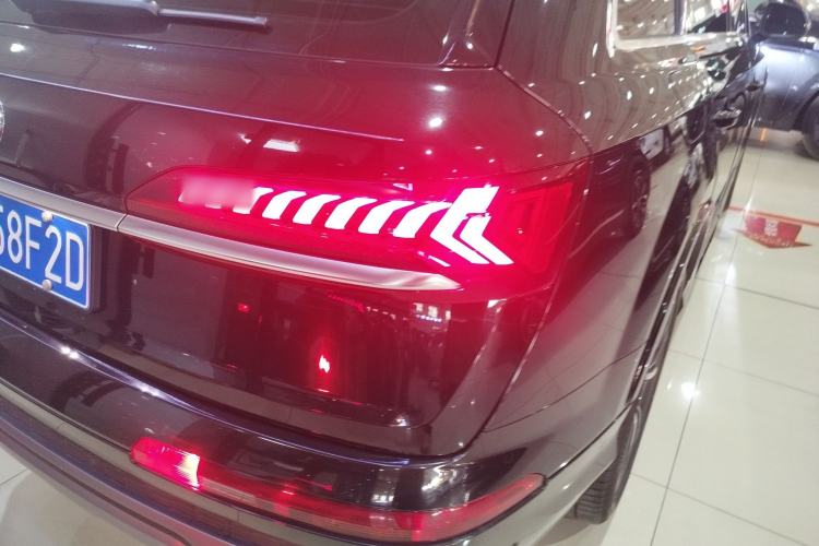 Used Audi Q7 2022 55 TFSI quattro S line Sport model Exterior 3