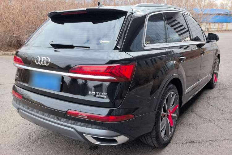 Used Audi Q7 2022 55 TFSI quattro S line Sport model Exterior 3