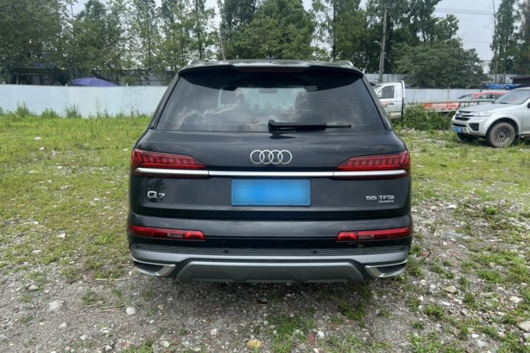 Used Audi Q7 2022 55 TFSI quattro S line Sport model Exterior 4