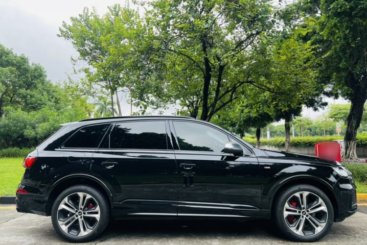 Used Audi Q7 2022 55 TFSI quattro S line Prestige Edition Exterior 4