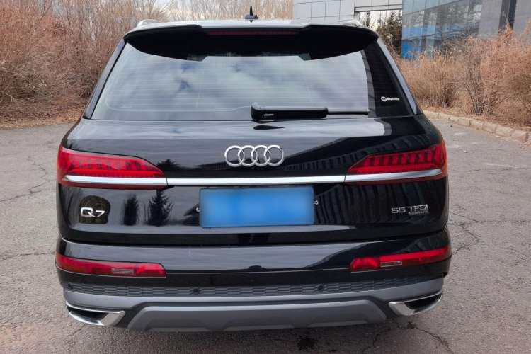 Used Audi Q7 2022 55 TFSI quattro S line Sport model Exterior 4