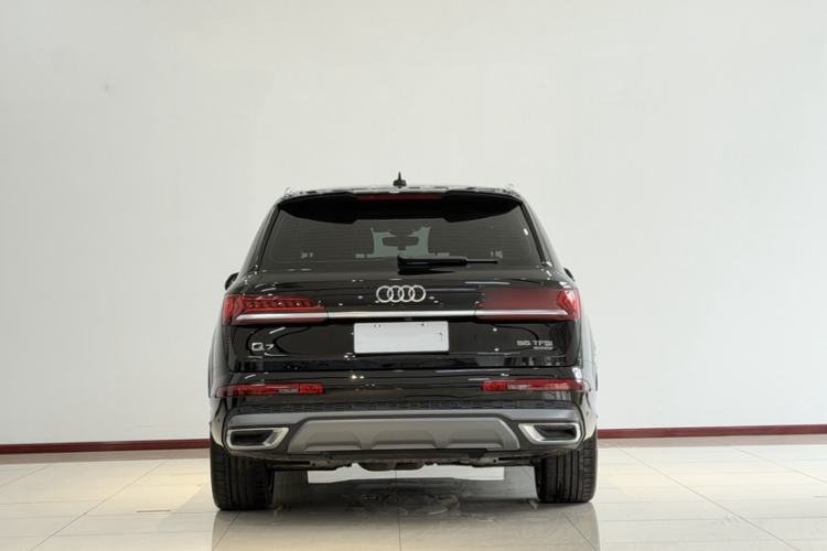 Used Audi Q7 2022 55 TFSI quattro S line Sport model Exterior 5