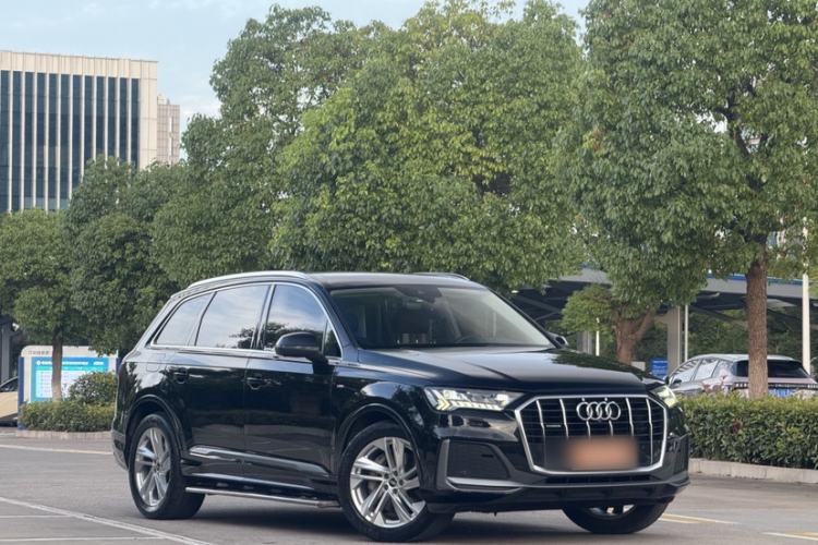 Used Audi Q7 2022 45 TFSI quattro S line Sport Edition Exterior 6