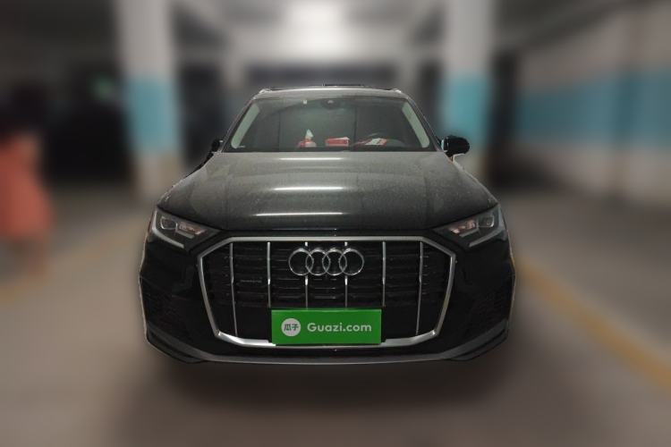 Used Audi Q7  Front