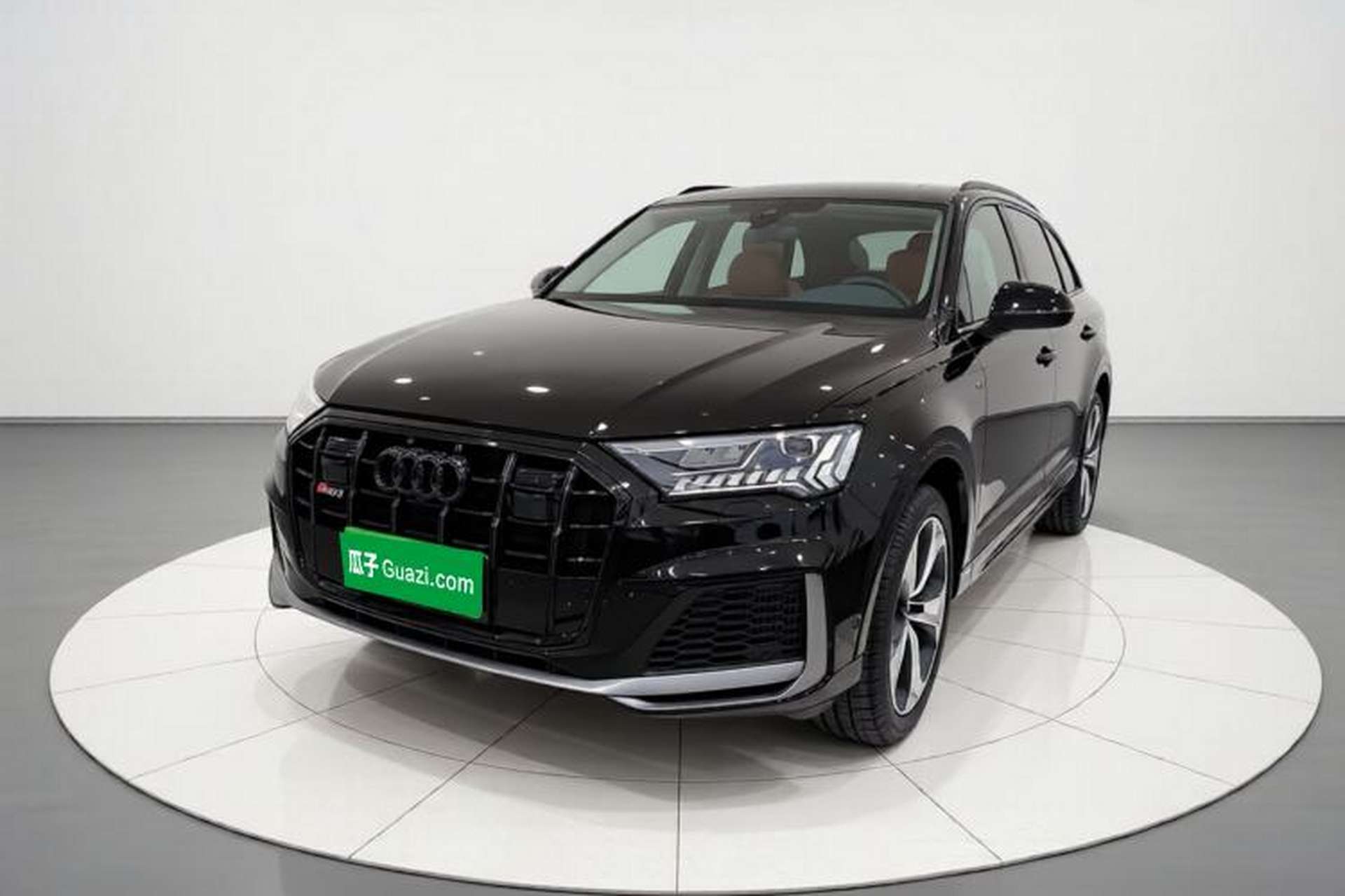 Used Audi Q7 2022 55 TFSI quattro S line Sport model Front Left 45 Deg