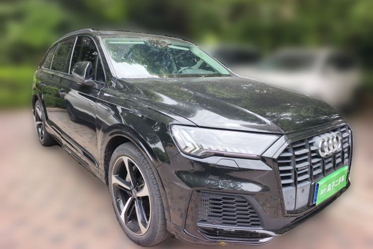 Used Audi Q7 2022 55 TFSI quattro S line Sport model Front Right 45 Deg