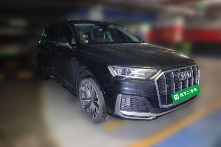 Used Audi Q7 2022 55 TFSI quattro S line Sport model Front Right 45 Deg