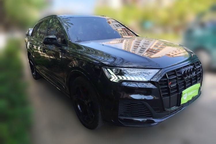 Used Audi Q7 2022 55 TFSI quattro S line Ice and Snow Sports Edition Front Right 45 Deg
