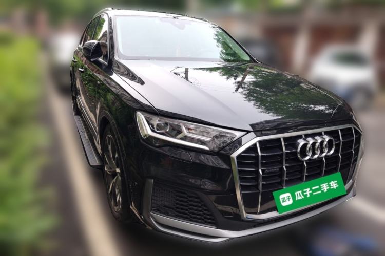 Used Audi Q7 2022 55 TFSI quattro S line Sport model Front Right 45 Deg