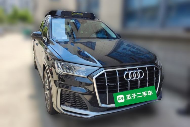 Used Audi Q7 2022 55 TFSI quattro S line Sport model Front Right 45 Deg