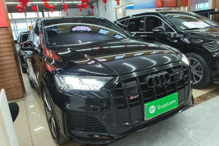 Used Audi Q7 2022 55 TFSI quattro S line Sport model Front Right 45 Deg