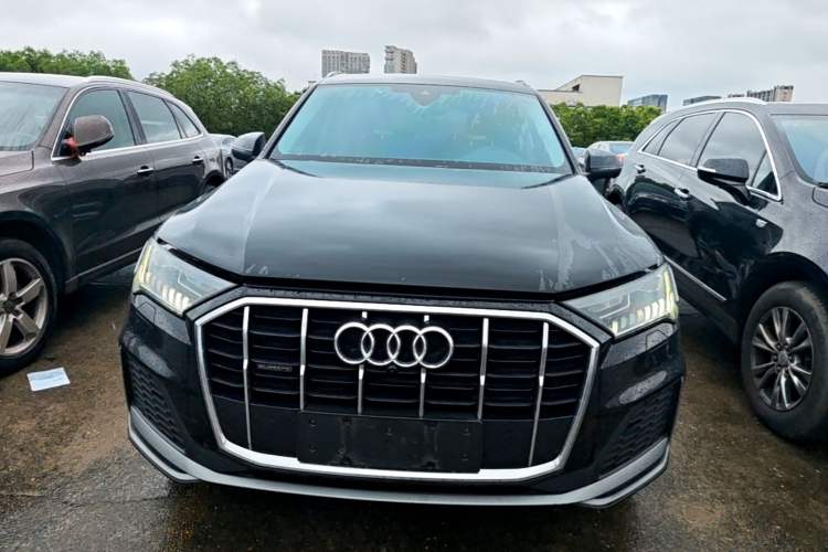 Used Audi Q7 2022 45 TFSI quattro S line Sport Edition Front