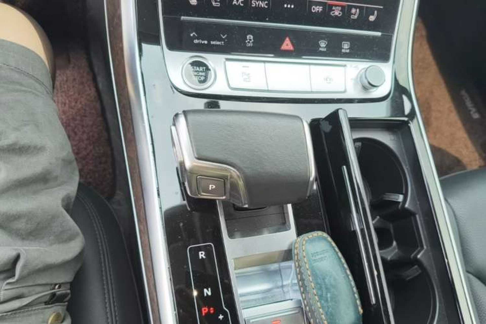 Used Audi Q7 2022 45 TFSI quattro S line Sport Edition Gear Lever