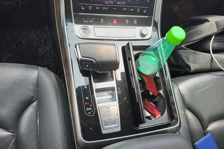 Used Audi Q7 2022 45 TFSI quattro S line Sport Edition Gear Lever