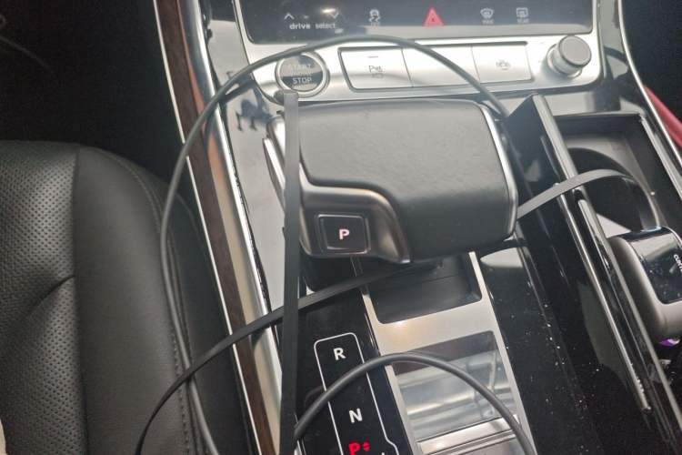 Used Audi Q7 2022 45 TFSI quattro S line Sport Edition Gear Lever