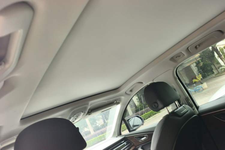 Used Audi Q7 2022 55 TFSI quattro S line Sport model Headliner