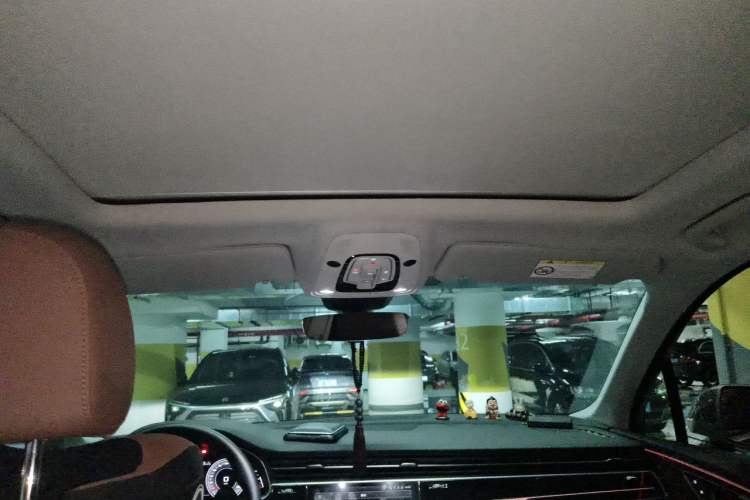 Used Audi Q7 2022 55 TFSI quattro S line Sport model Headliner