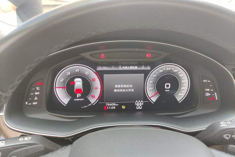Used Audi Q7 2022 55 TFSI quattro S line Sport model Instrument Cluster