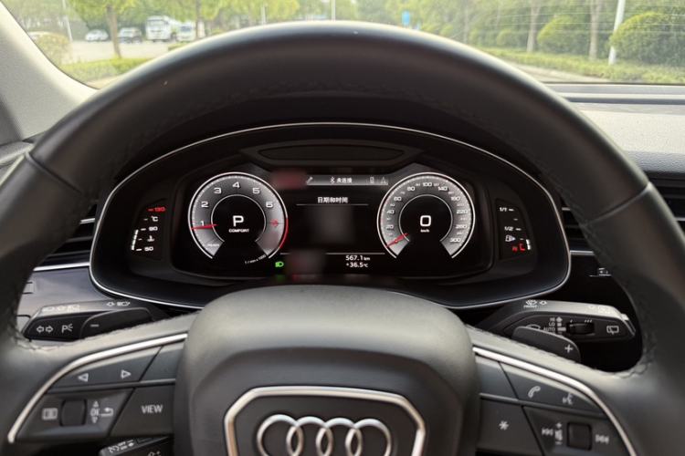 Used Audi Q7 2022 45 TFSI quattro S line Sport Edition Interior 1