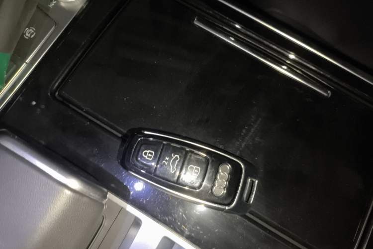 Used Audi Q7 2022 55 TFSI quattro S line Sport model Interior 1