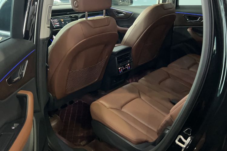 Used Audi Q7 2022 55 TFSI quattro S line Sport model Interior 2