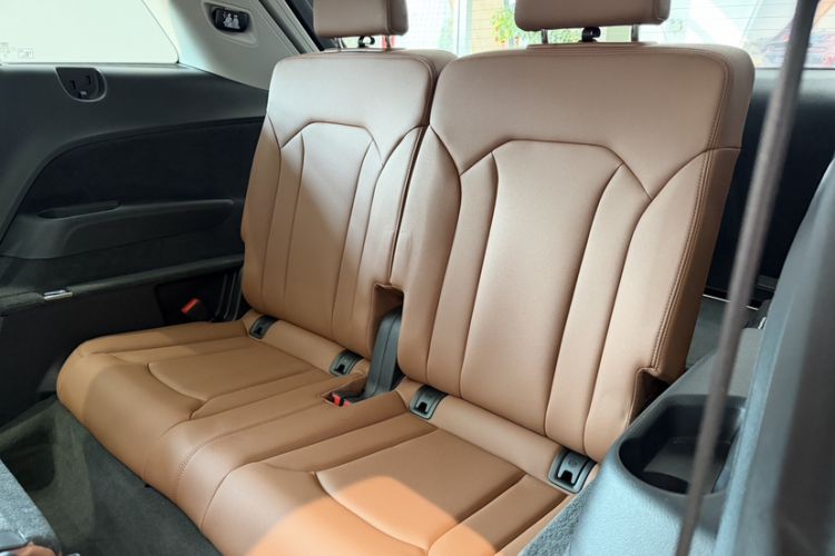 Used Audi Q7 2022 55 TFSI quattro S line Sport model Interior 6