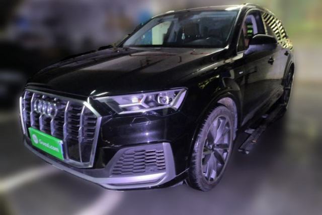 Used Audi Q7 2022 55 TFSI quattro S line Sport model