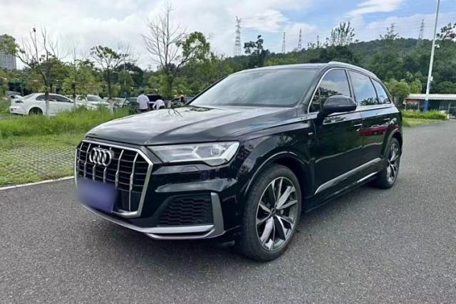 Used Audi Q7 2022 55 TFSI quattro S line Sport model